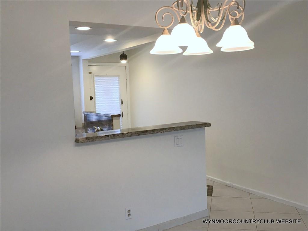 WYNMOOR COUNTRY CLUB - Residential