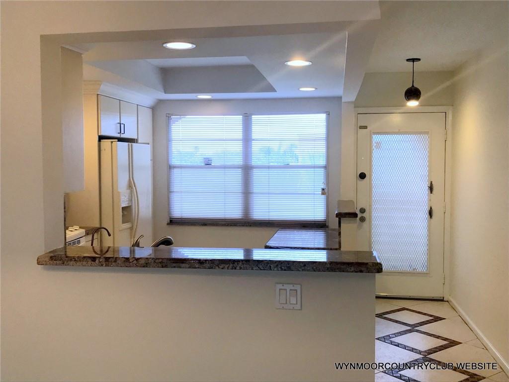 WYNMOOR COUNTRY CLUB - Residential