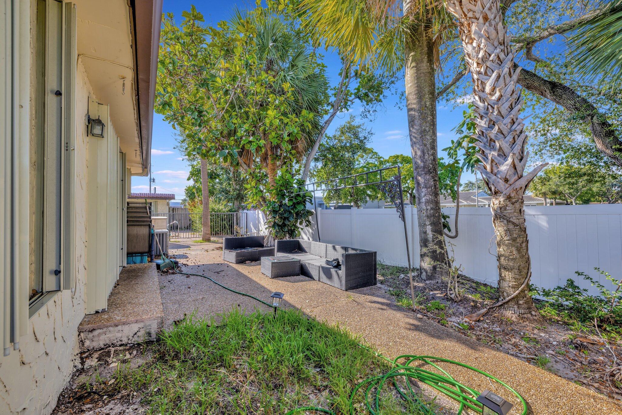 BABCO MANORS - Residential Lease