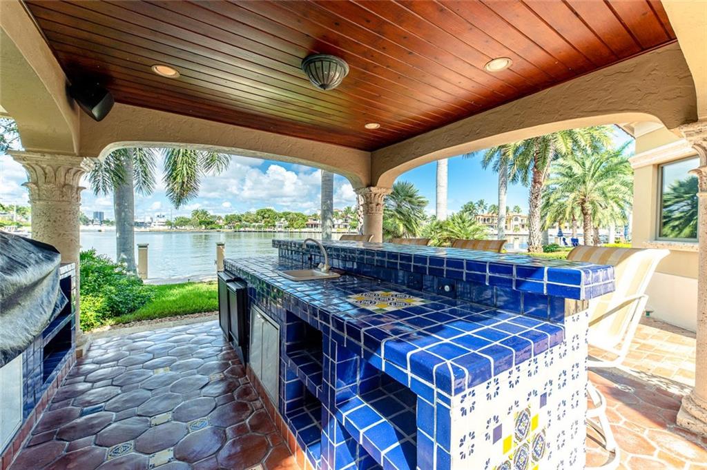 ISLA BAHIA 47-27 B - Residential