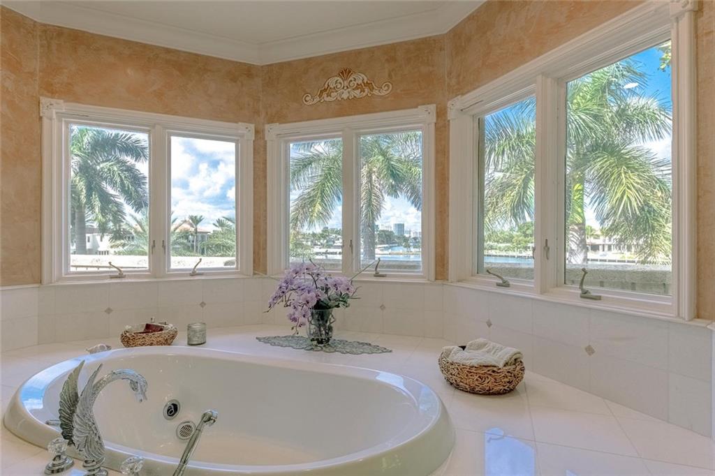 ISLA BAHIA 47-27 B - Residential