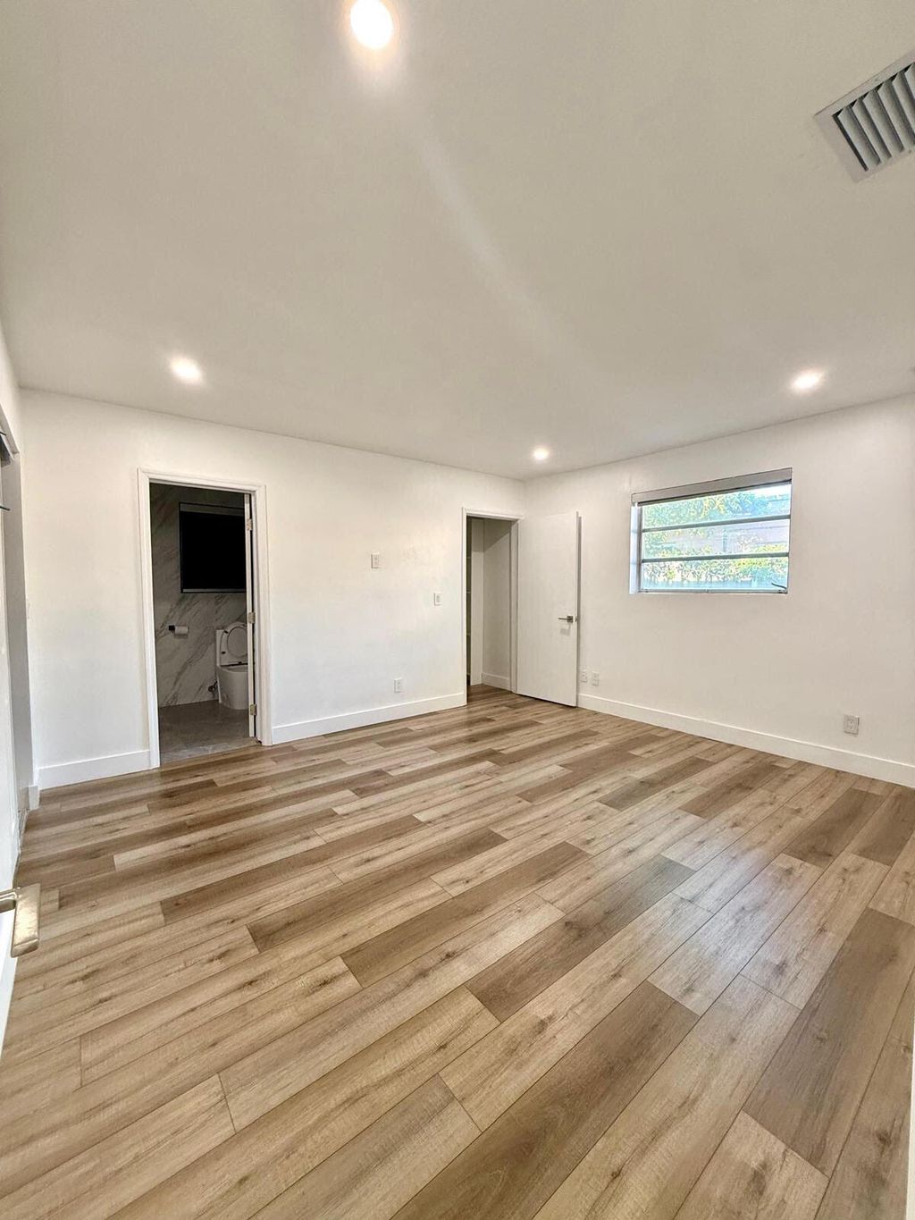 Photo of 4411 Thomas Street, Hollywood, FL 33021 (MLS # B26032693)