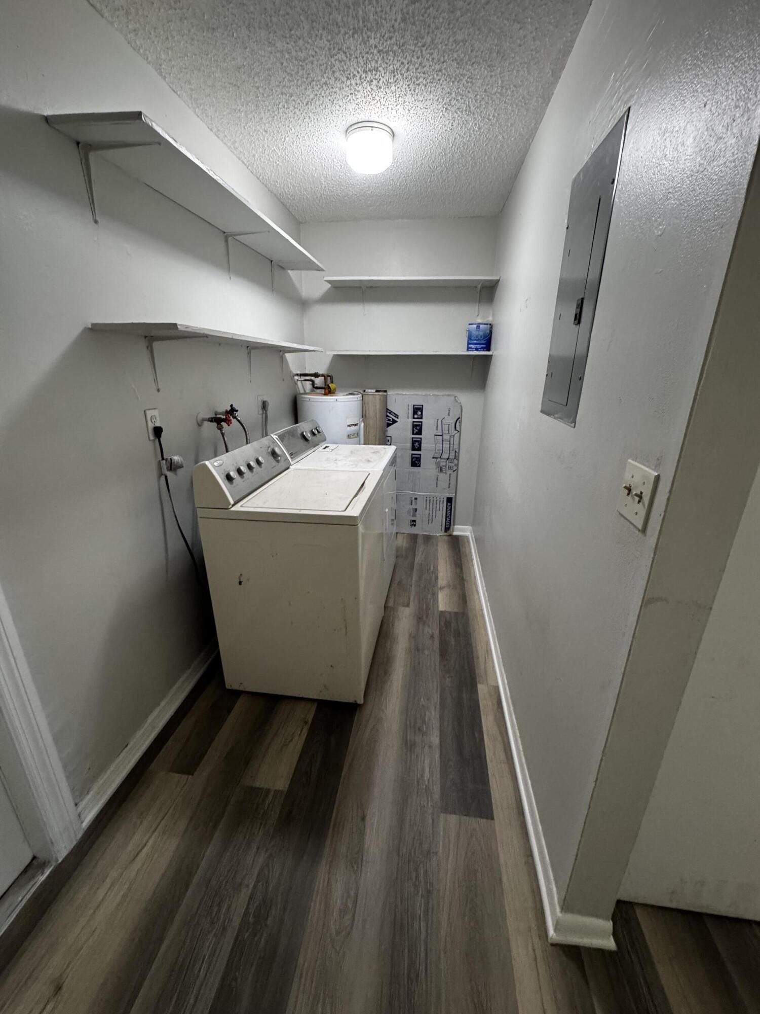 LAKEVIEW RIDGE - Residential Lease