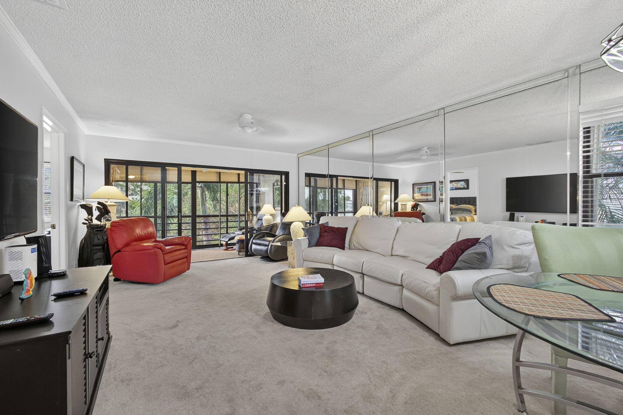 SOUTHWIND TOWER CONDO - Residential