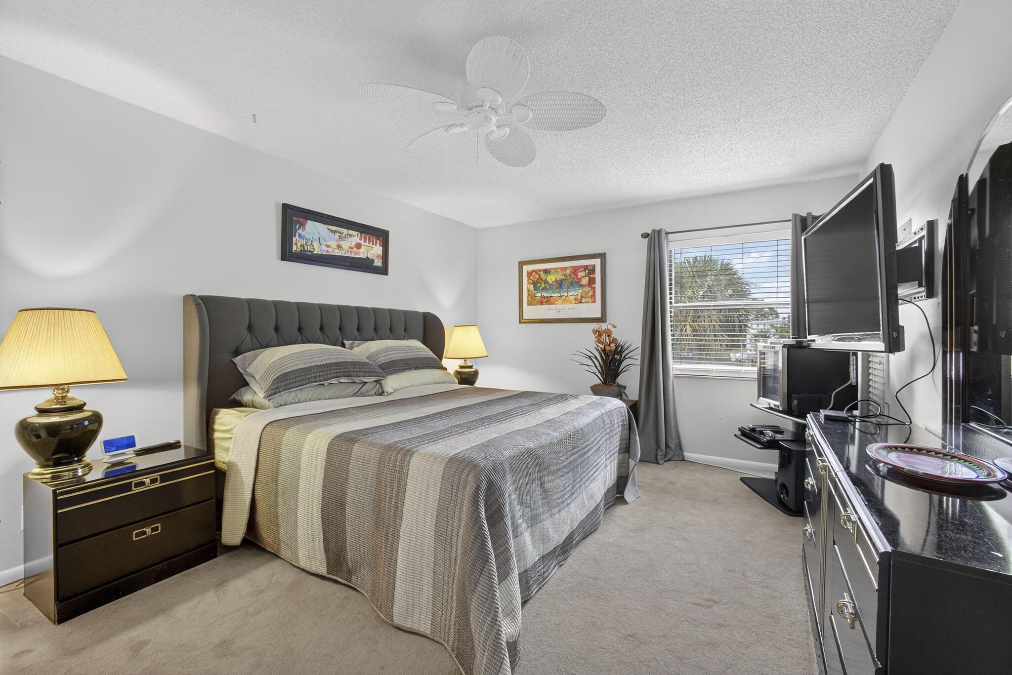 SOUTHWIND TOWER CONDO - Residential