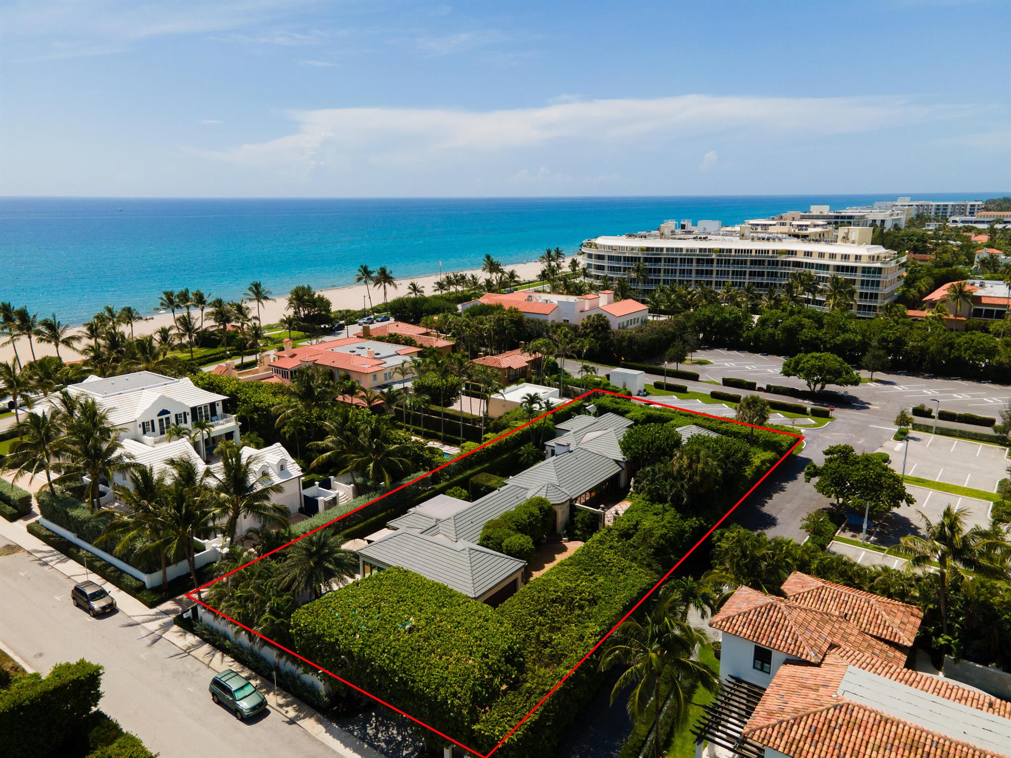 Gated remodeled 4 bedroom mini-estate on the Ocean Block of Seaview Avenue, just one house from the beach. Features formal dining room, modern eat-in kitchen with top of the line appliances. Fantastic outdoor spaces with large pool. Situated on oversized In-town lot just minutes to Worth Avenue.