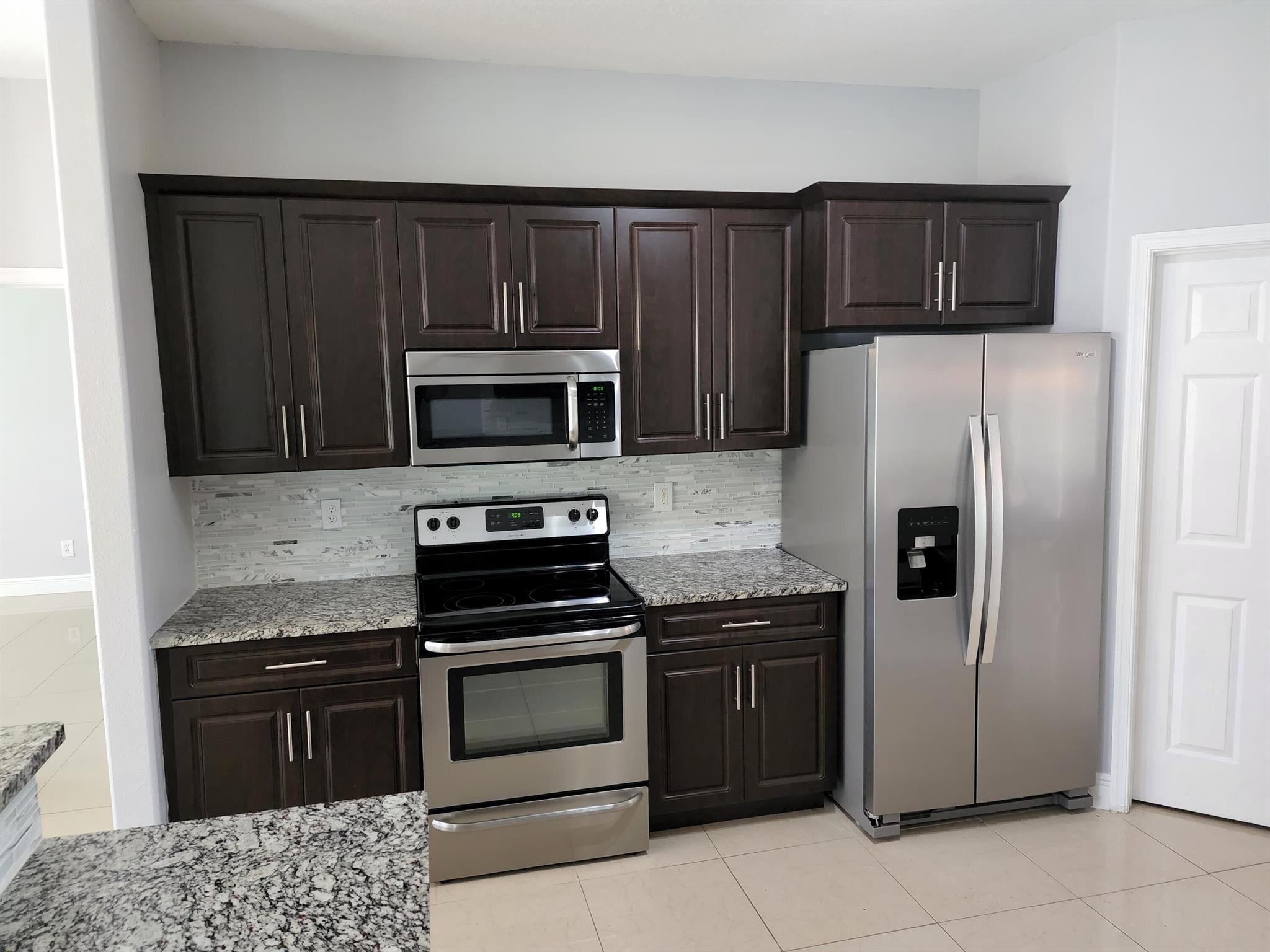 PORT ST LUCIE SECTION 18 - Residential Lease