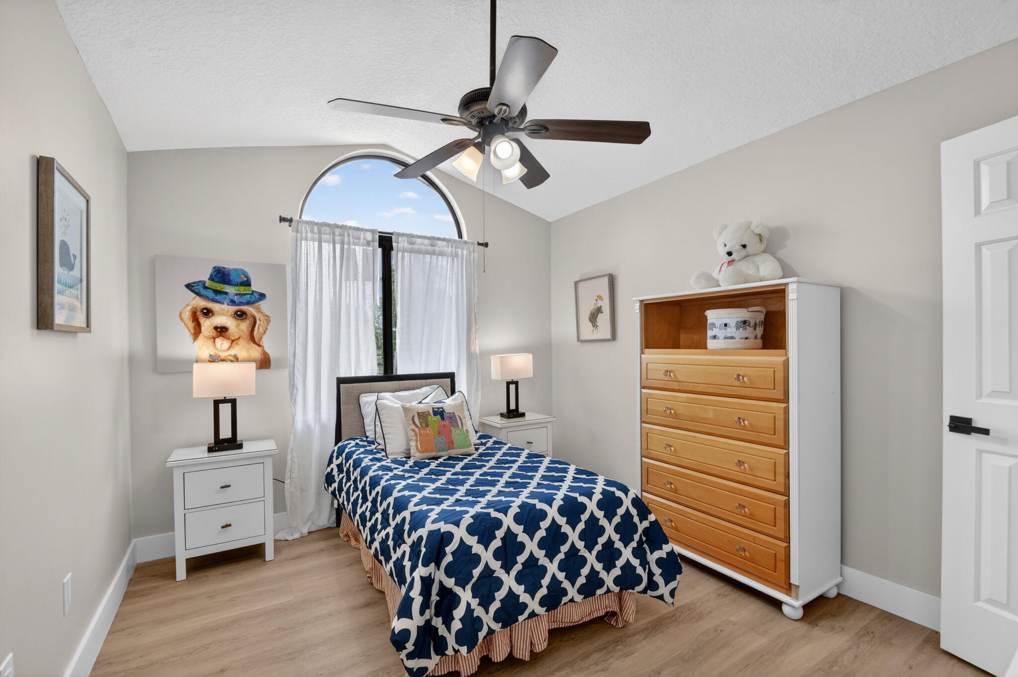 VERNON HEIGHTS - Residential