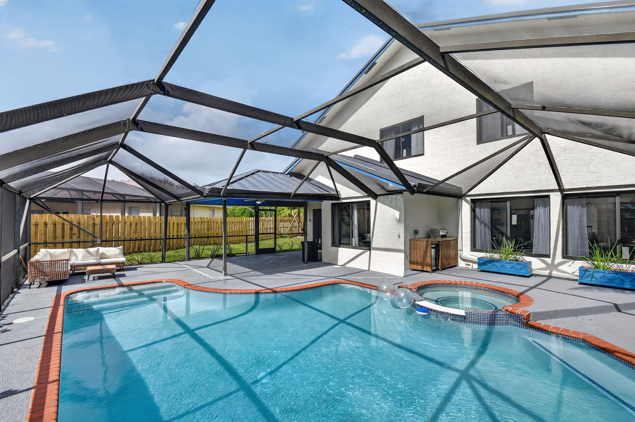 VERNON HEIGHTS - Residential