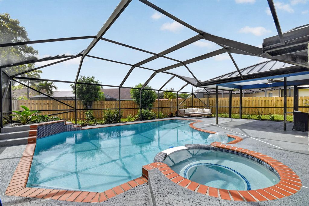 Photo of 2227 Vernon Street, Lake Worth Beach, FL 33460 (MLS # B26013707)