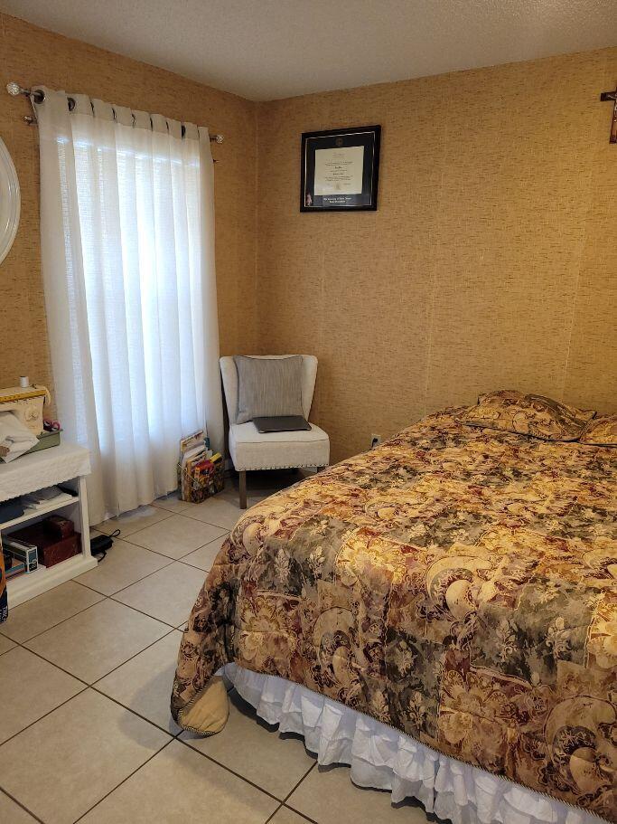 COVERED BRIDGE CONDO - Residential