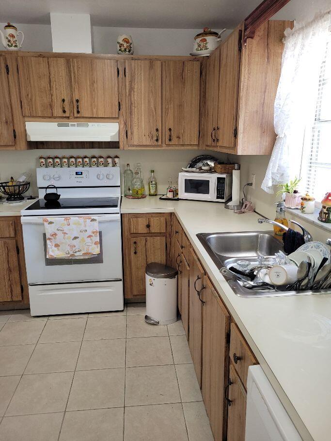 COVERED BRIDGE CONDO - Residential