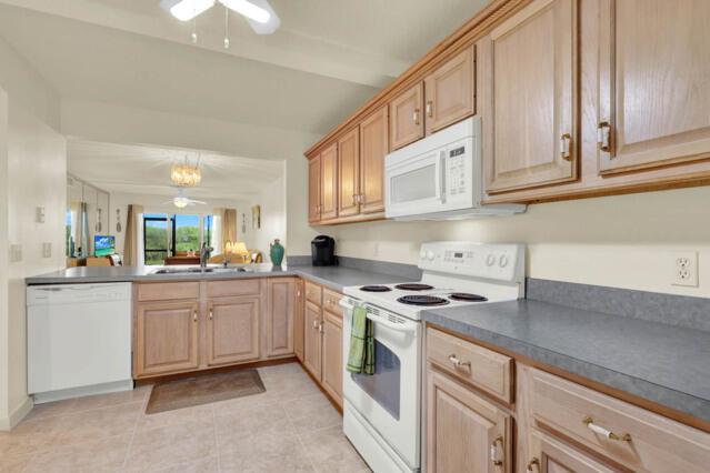 ATLANTIS III BY THE SEA - Residential