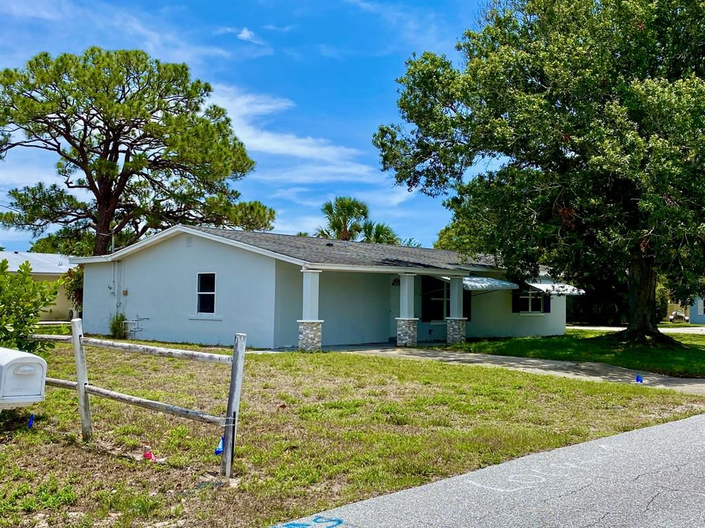Photo of 3177 NE Lake Avenue, Jensen Beach, FL 34957 (MLS # R10721577)