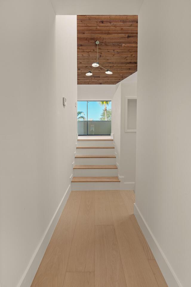 Stuart Executive Court - Residential Lease
