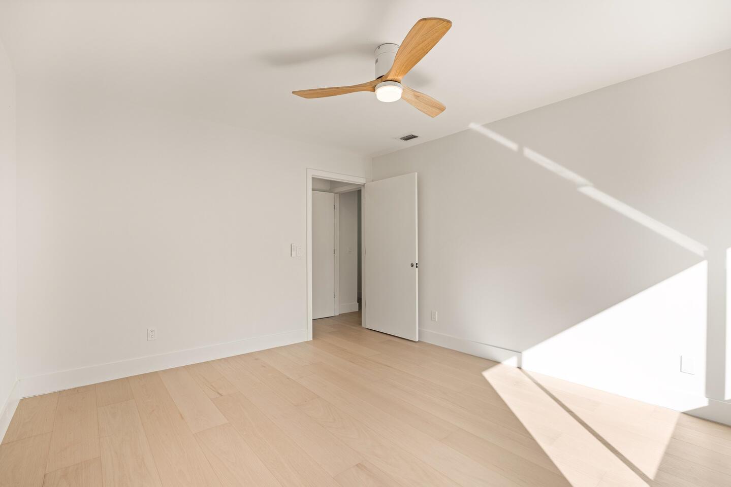 Stuart Executive Court - Residential Lease