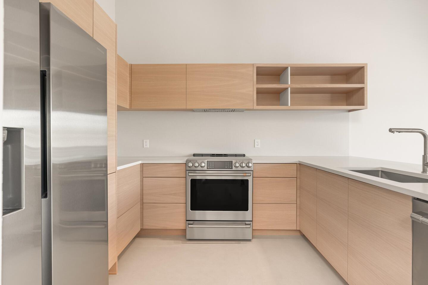 Stuart Executive Court - Residential Lease