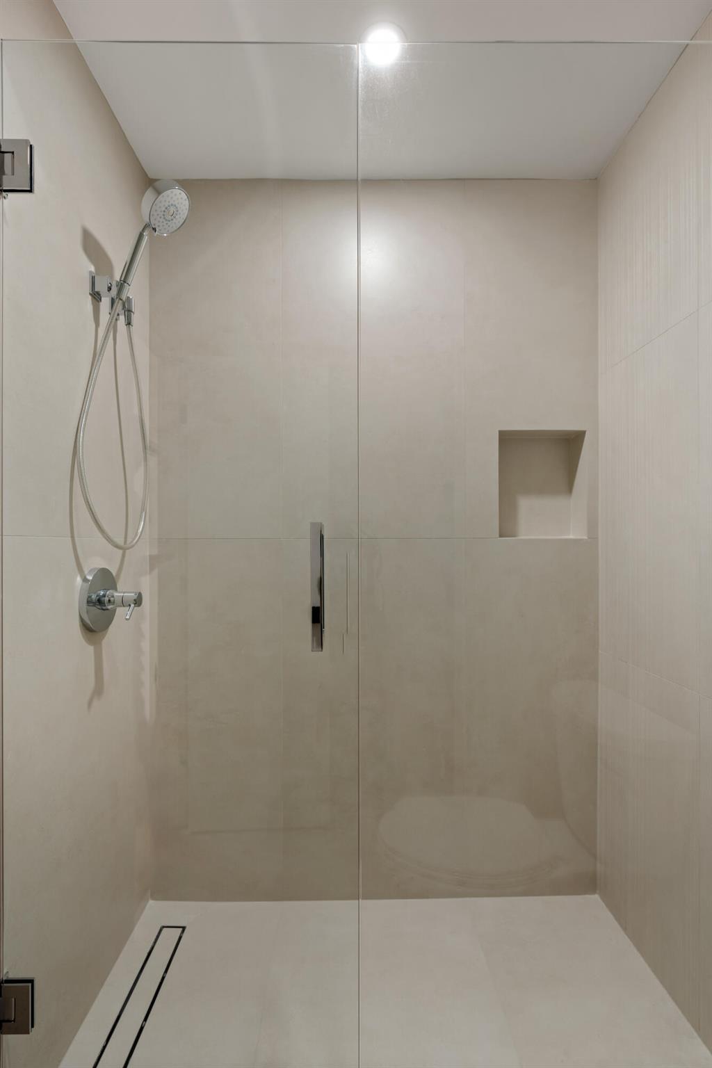 Stuart Executive Court - Residential Lease