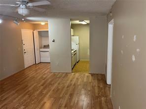 4381 W Mcnab Rd 17