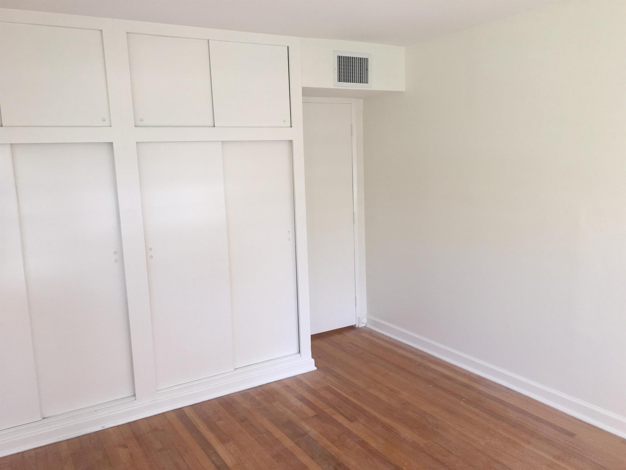 LOWERY PARK ESTATES - Residential Lease