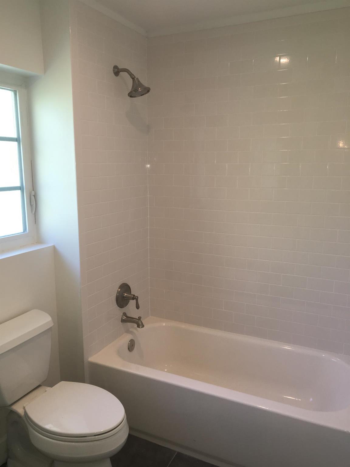 LOWERY PARK ESTATES - Residential Lease