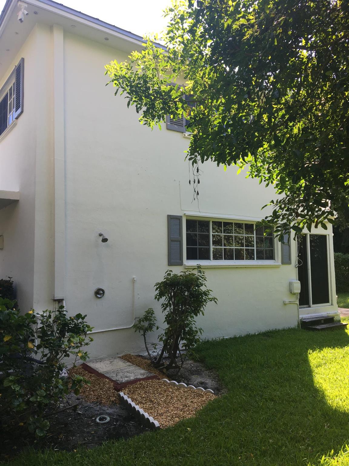 LOWERY PARK ESTATES - Residential Lease