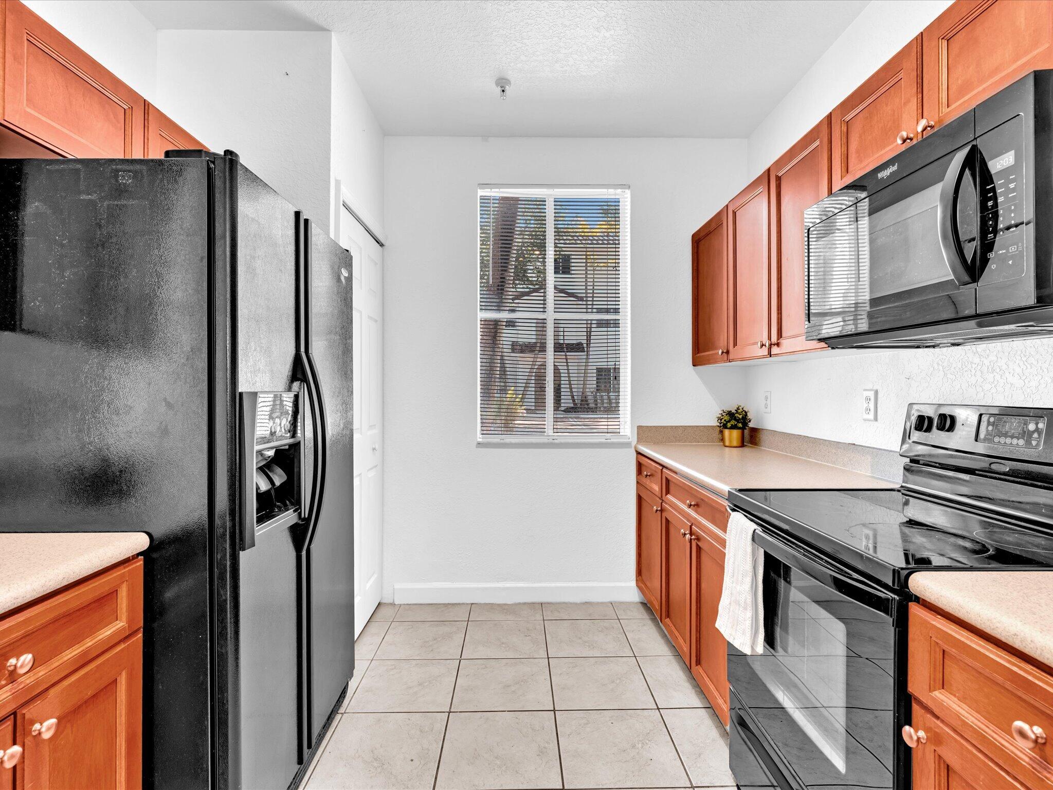 BAYFRONT OF BOYNTON BEACH CONDO - Residential