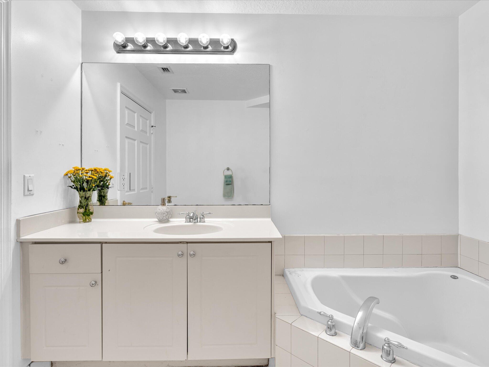 BAYFRONT OF BOYNTON BEACH CONDO - Residential