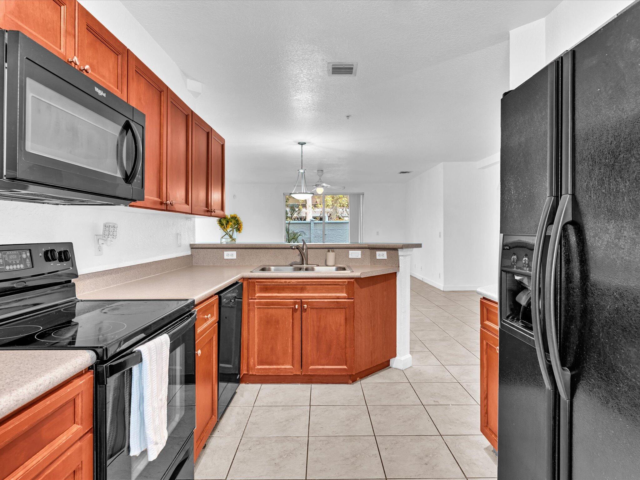 BAYFRONT OF BOYNTON BEACH CONDO - Residential