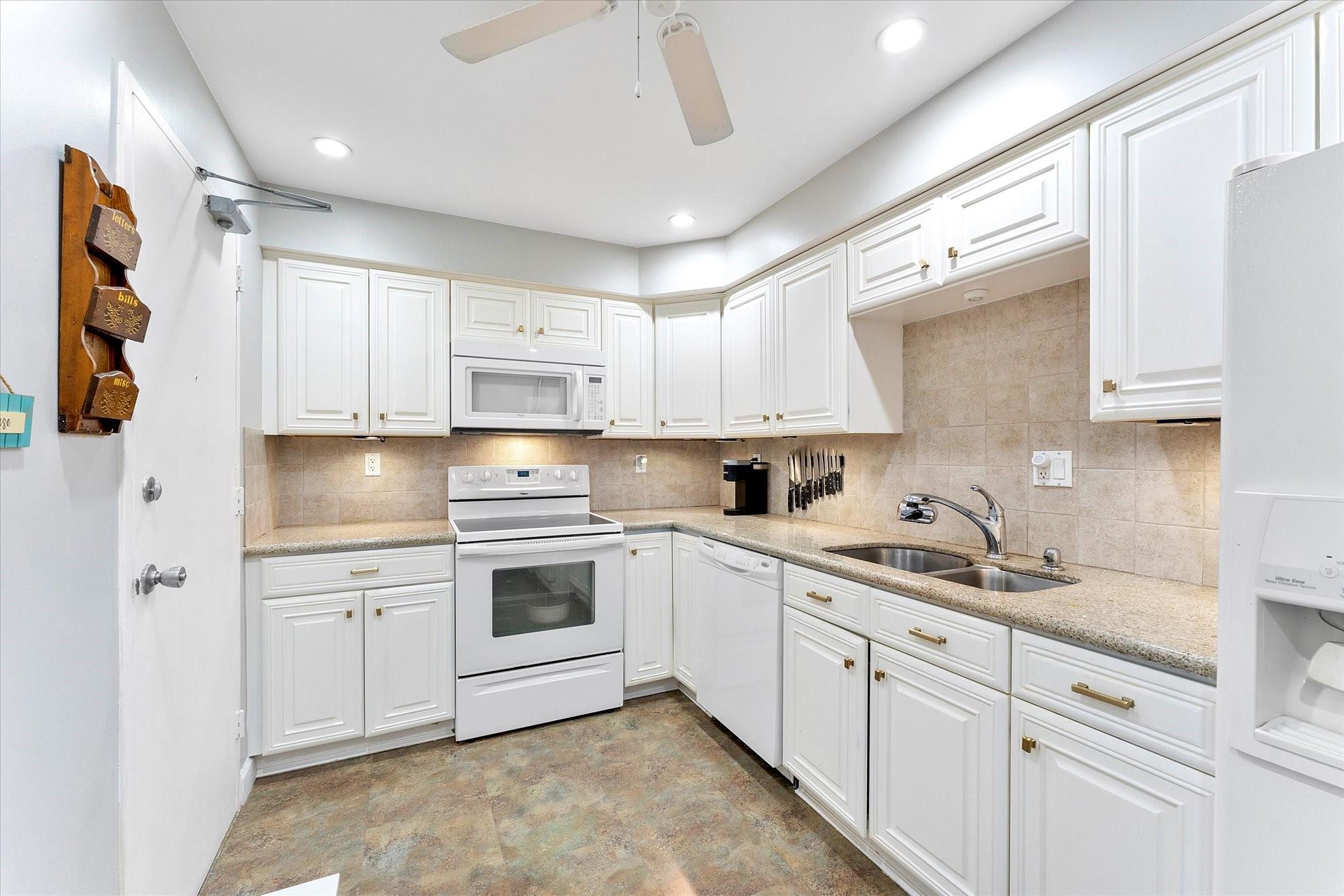 GALT TOWERS - Residential