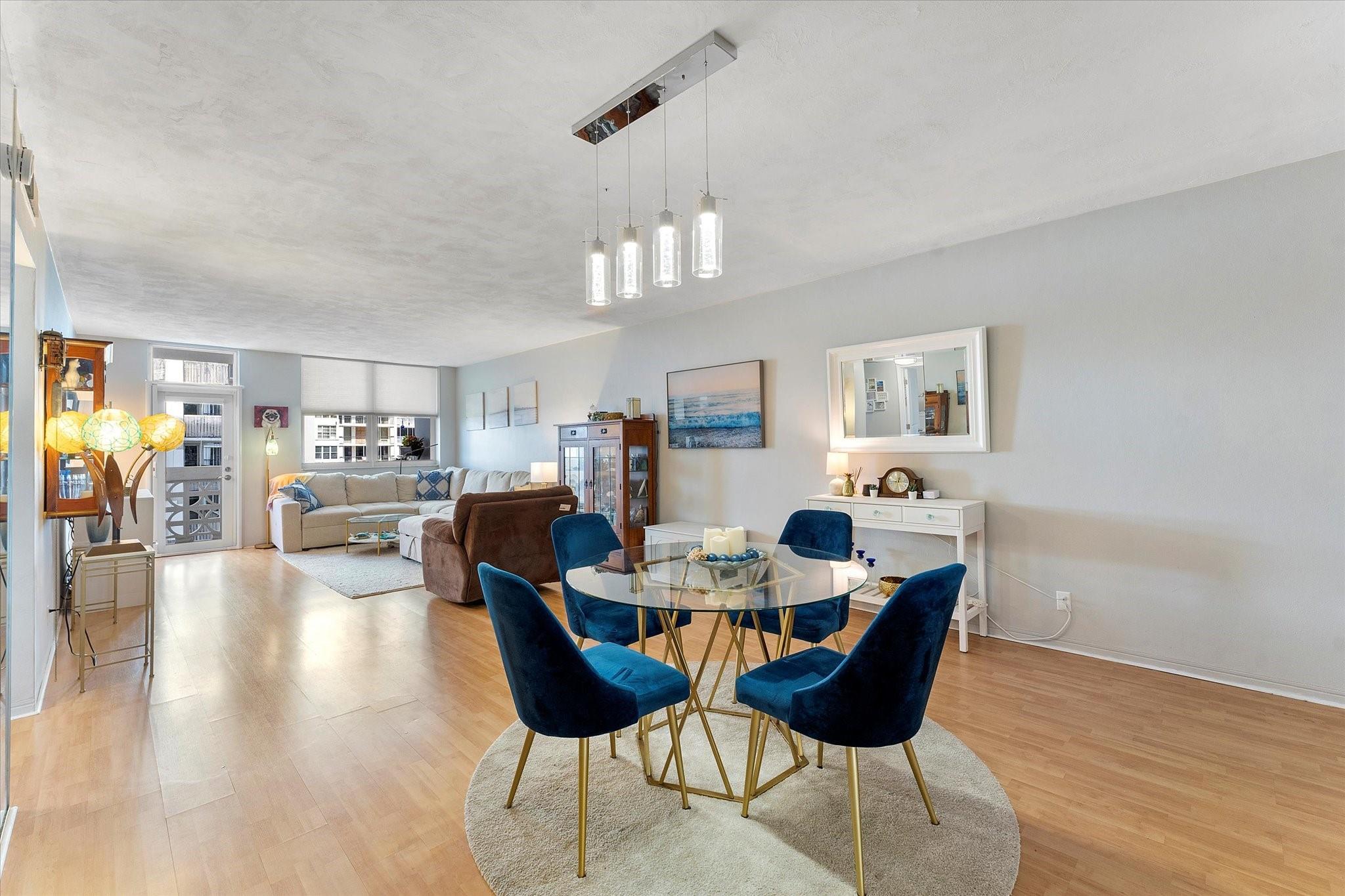 GALT TOWERS - Residential