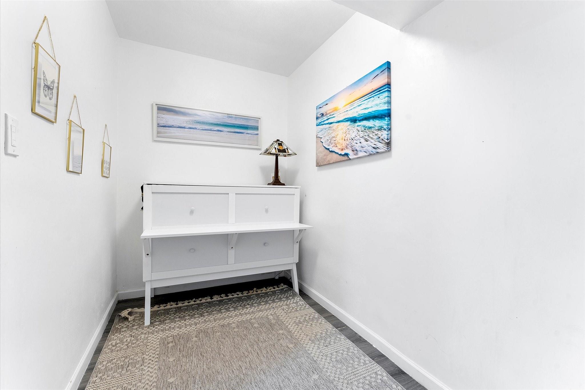 GALT TOWERS - Residential