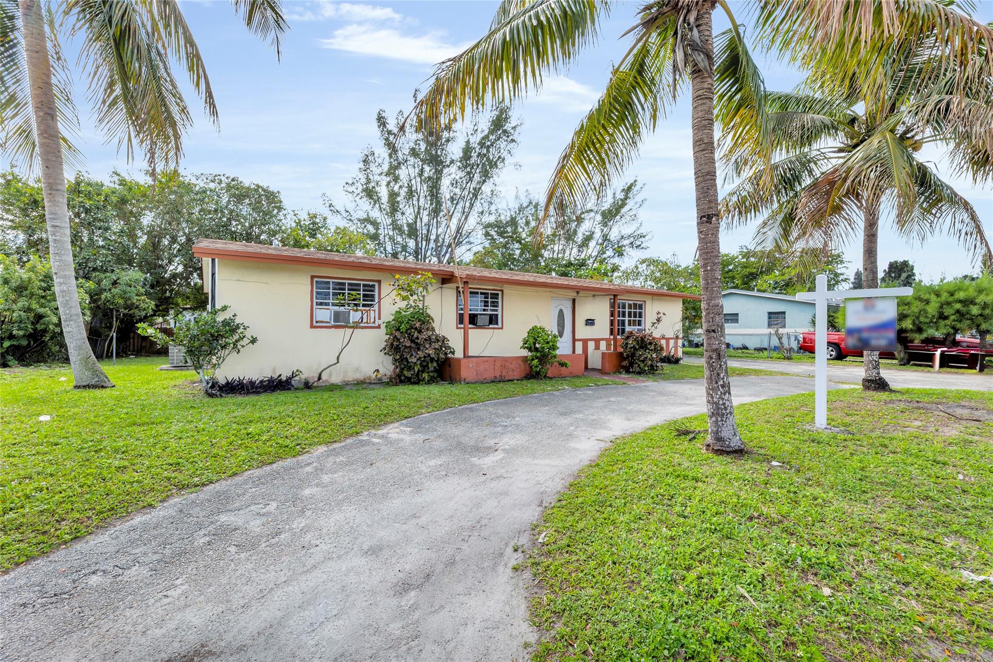 Lauderdale Villas 29-37 B - Residential