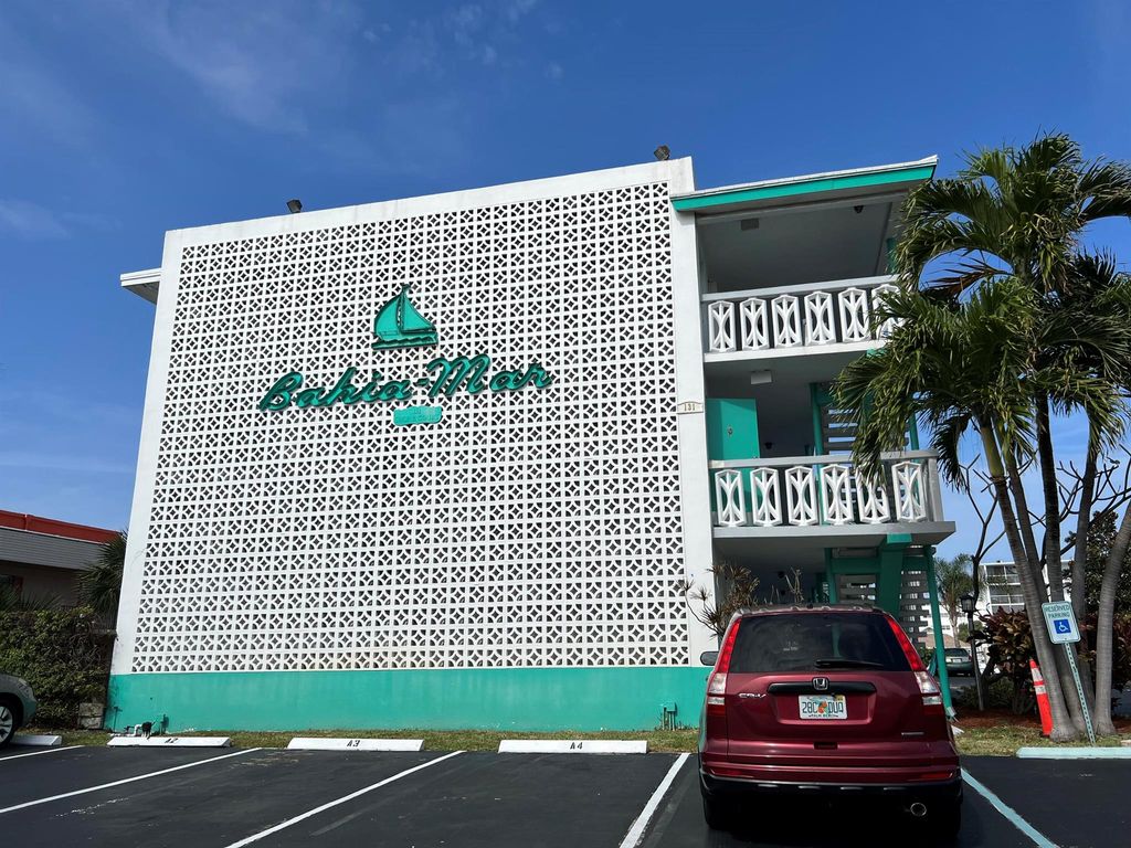 Photo of 131 Shore Court #C2, North Palm Beach, FL 33408 (MLS # R11115956)