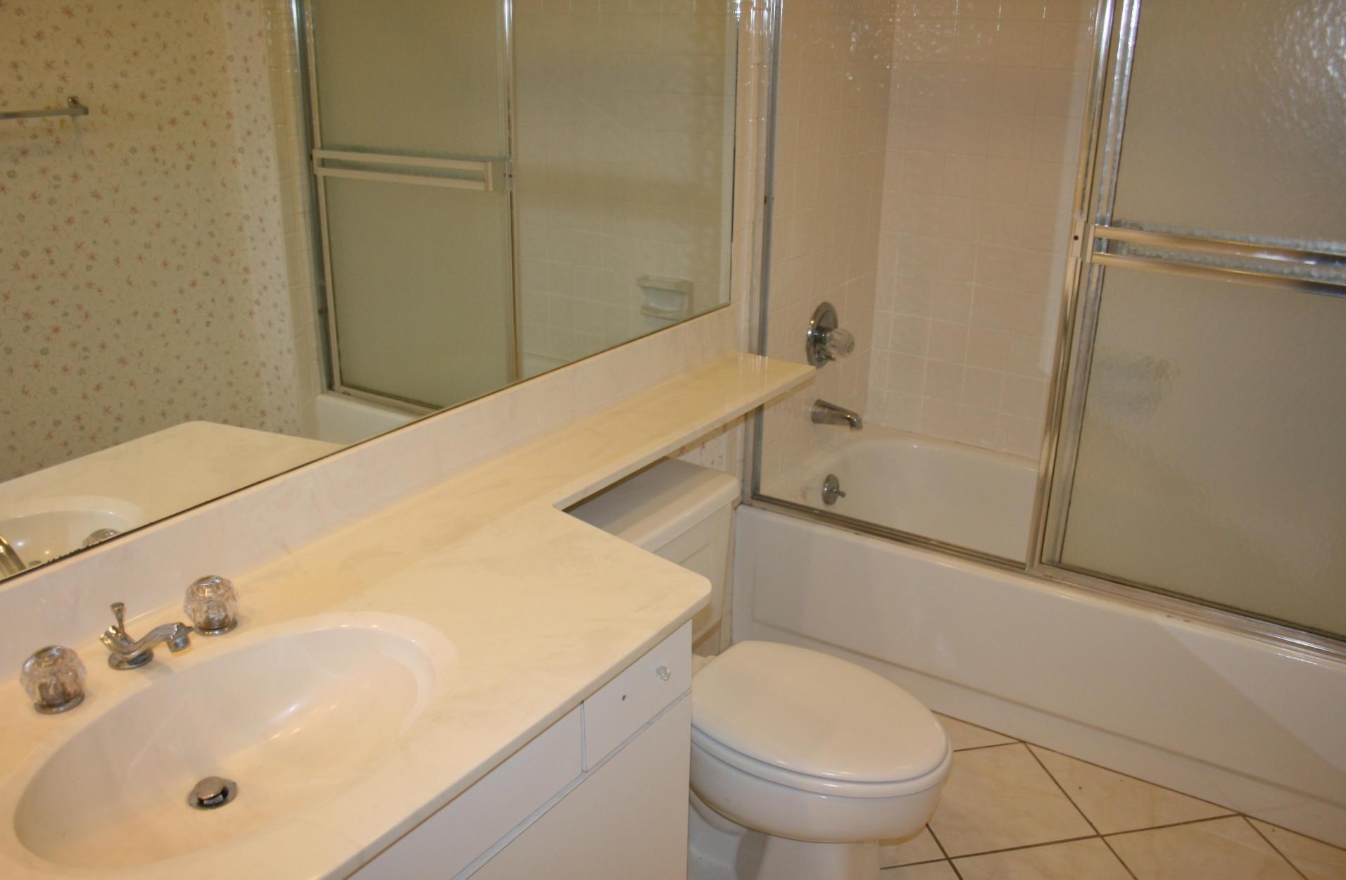 QUAIL MEADOW AT MARTIN DO - Residential Lease