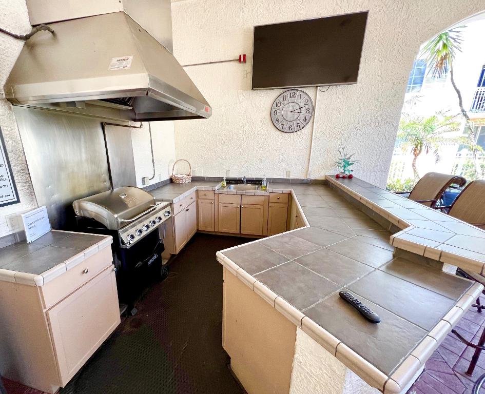 FIORE AT THE GARDENS CONDO - Residential