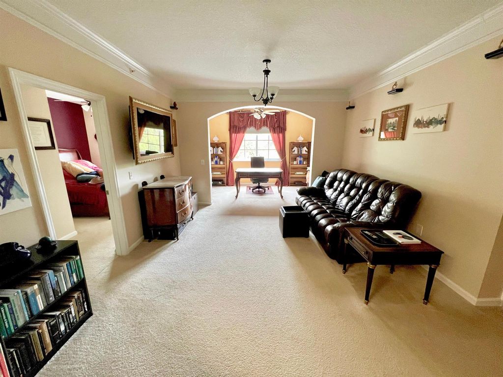 Photo of 10303 Myrtlewood Circle W, Palm Beach Gardens, FL 33418 (MLS # R10906469)