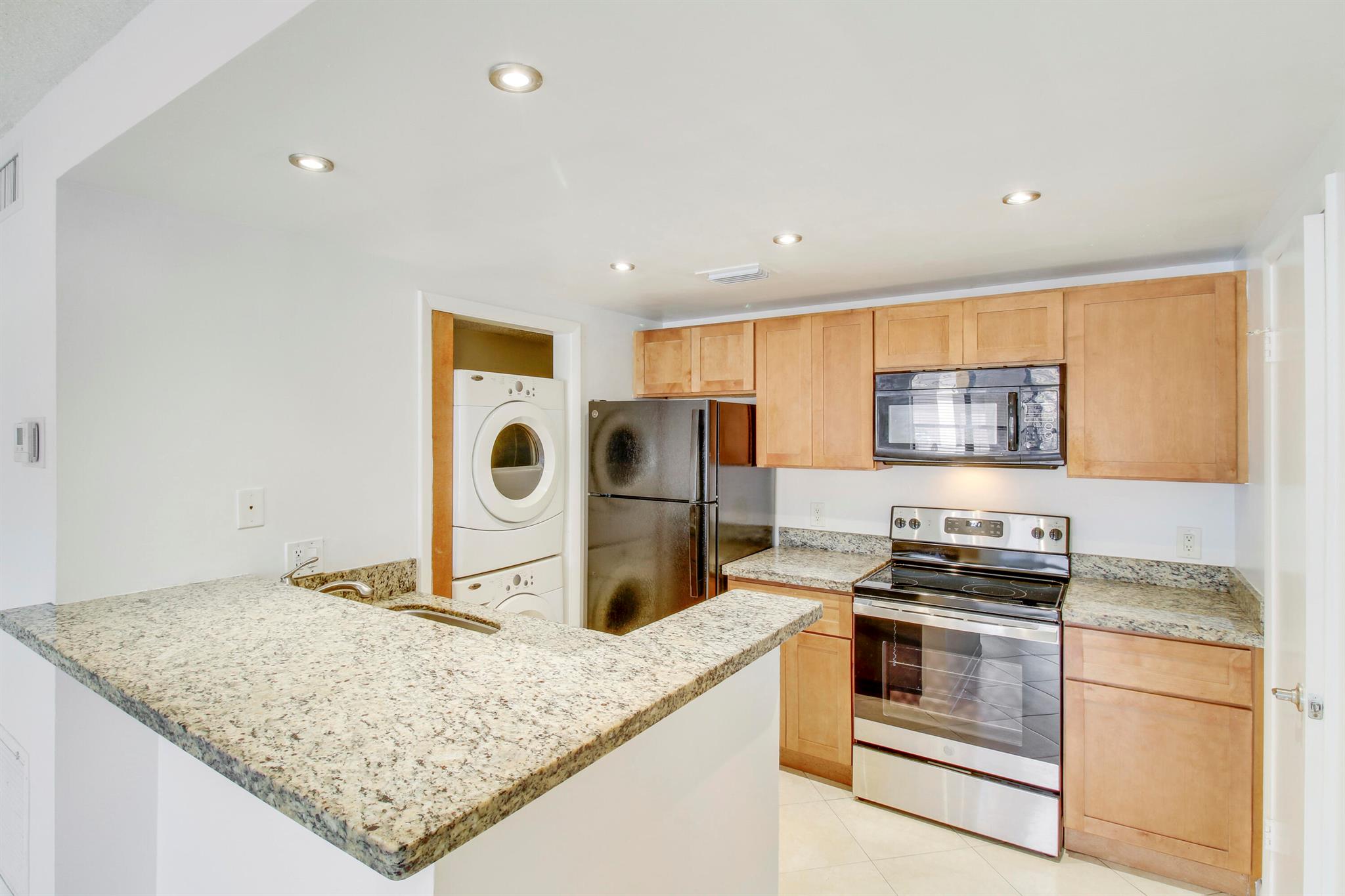 4221 W Mcnab Road 28