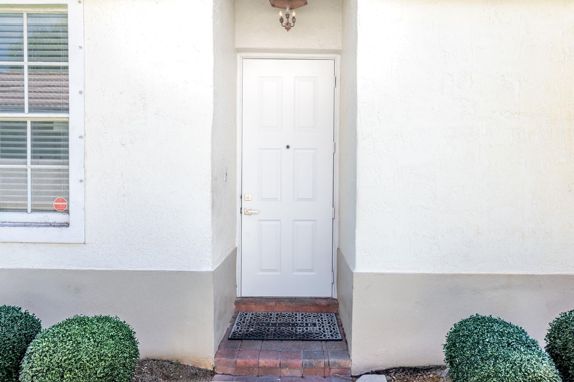 GRAND KEY _ Sunset Lakes - Residential Lease