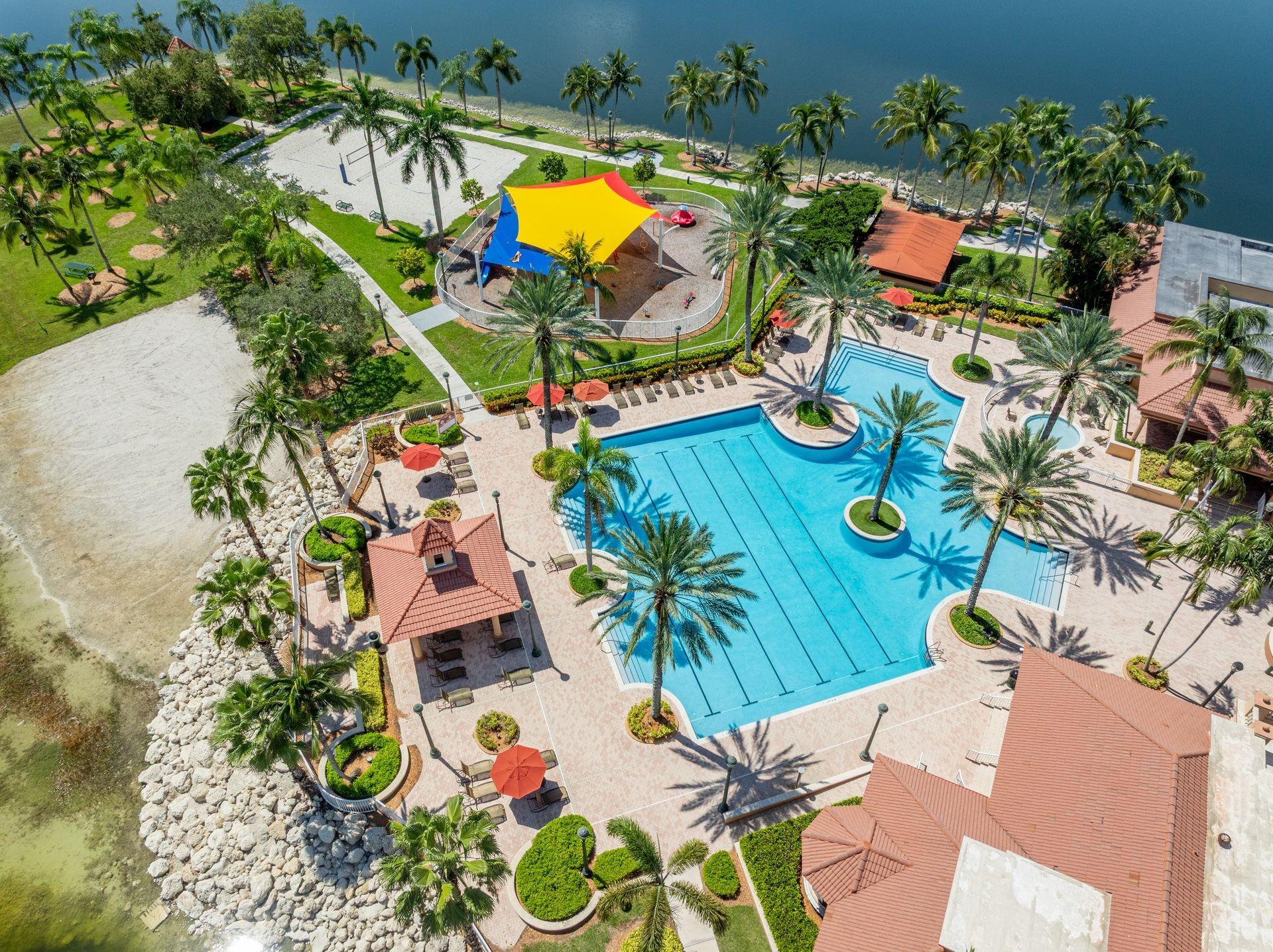 GRAND KEY _ Sunset Lakes - Residential Lease