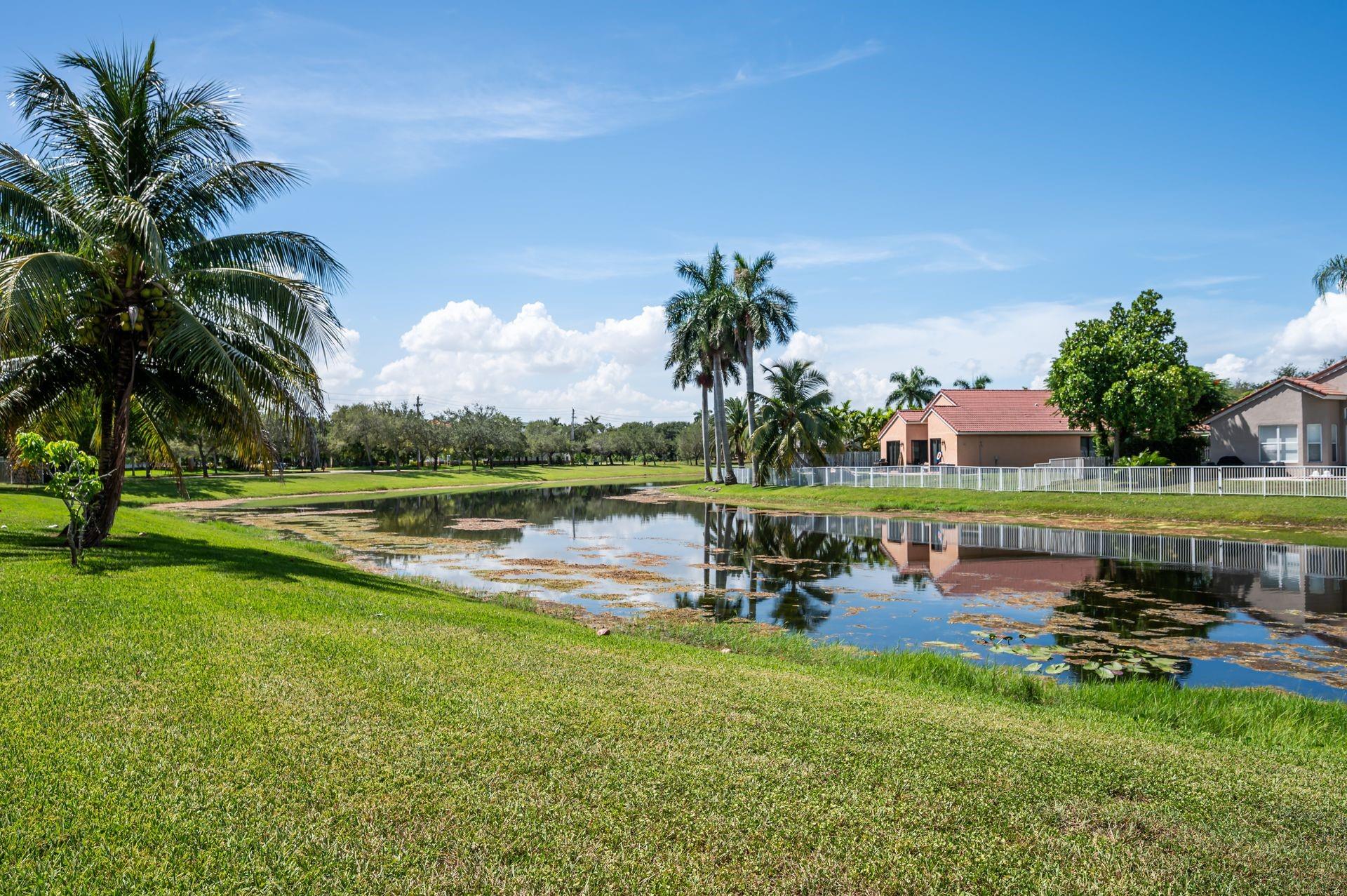 GRAND KEY _ Sunset Lakes - Residential Lease
