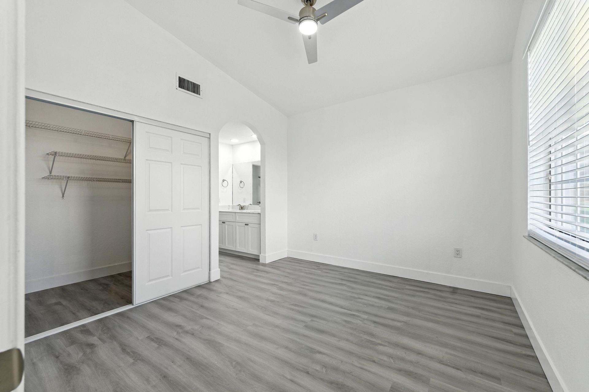 GRAND KEY _ Sunset Lakes - Residential Lease