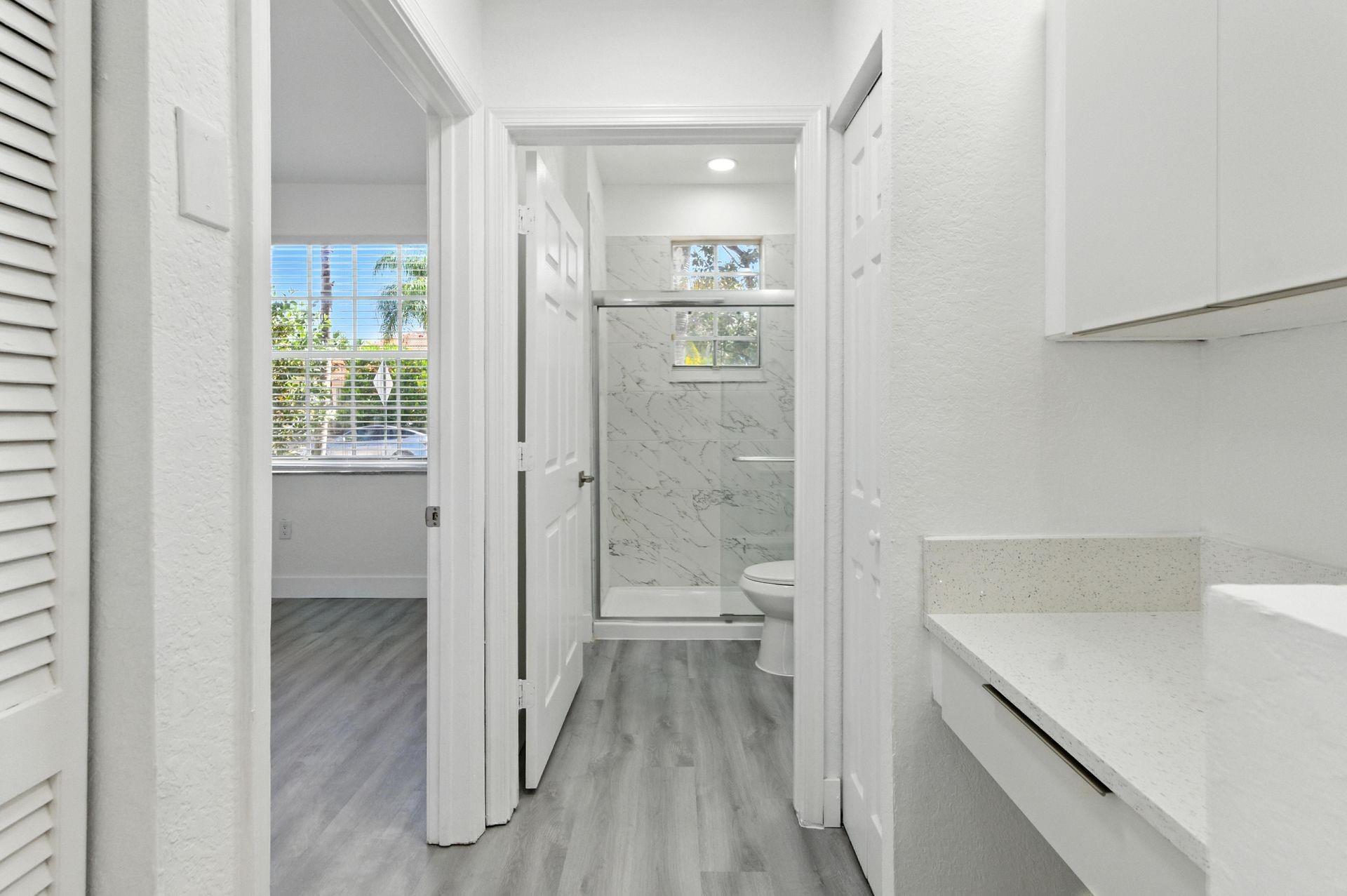 GRAND KEY _ Sunset Lakes - Residential Lease