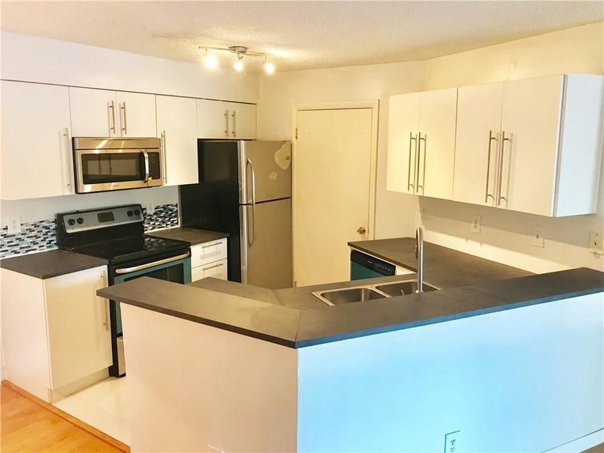 Upgraded 2/2 Condo with Spacious Balcony in much desired Summerbreeze! Split Floor Plan Unit on Second Floor of Bldg 10, Tile floors throughout, New SS appliances, Walk-In Closet, and W/D in Unit. Great community with Pool, Fitness Room, Lake with Walking/Jogging Path, Tennis Court, Indoor Racquetball, BBQ Area and Clubhouse.  Located close to Sawgrass Mills Mall with lots of Nearby Shopping/Restaurants. One Assigned Parking Space and Plenty of Guest Parking, Rent includes Water/Sewer, Move-In Ready!