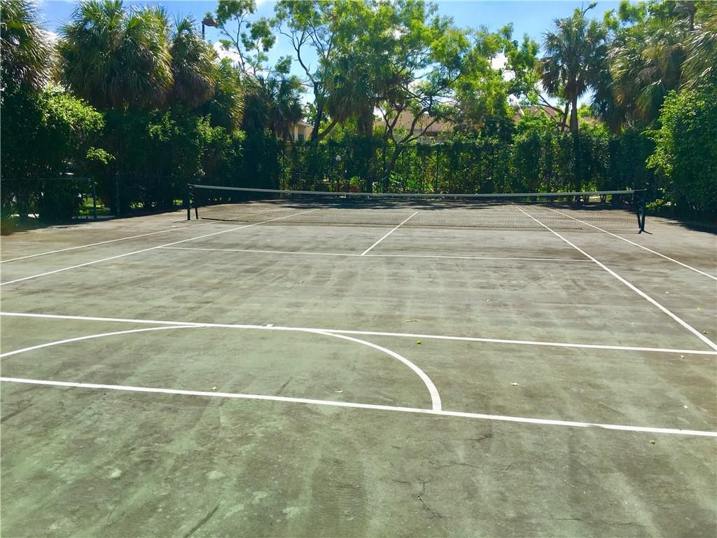 Summerbreeze Condo - Residential Lease