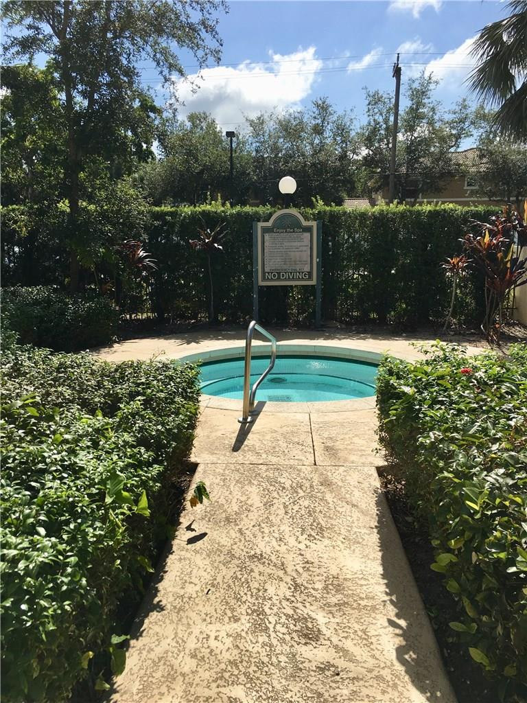 Summerbreeze Condo - Residential Lease