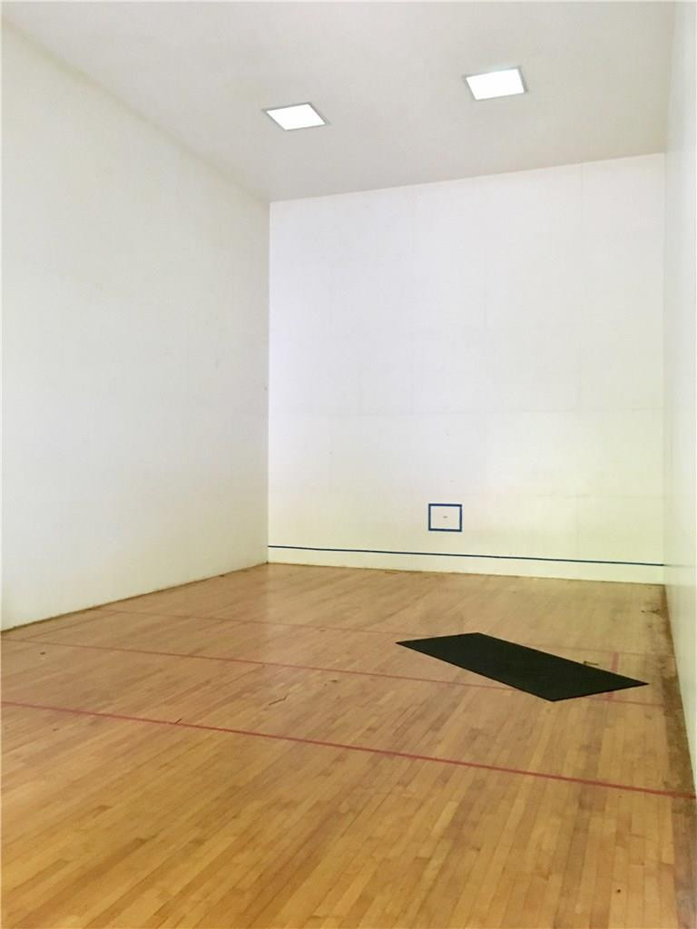 Summerbreeze Condo - Residential Lease