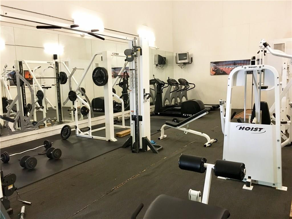 Summerbreeze Condo - Residential Lease