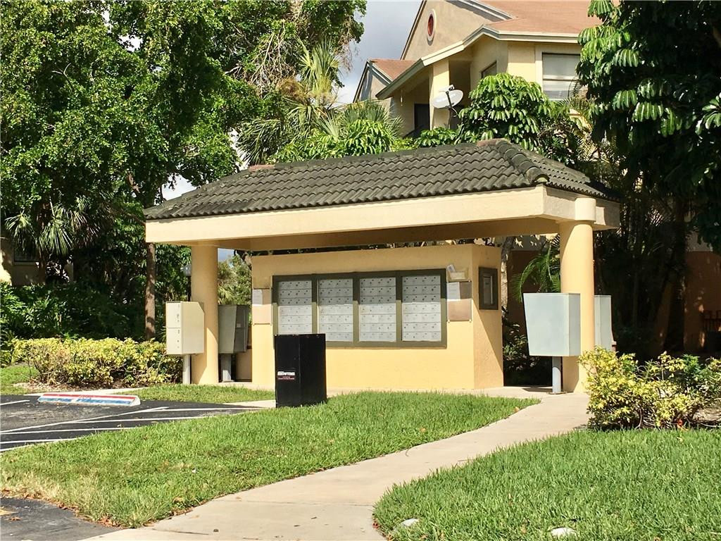 Summerbreeze Condo - Residential Lease