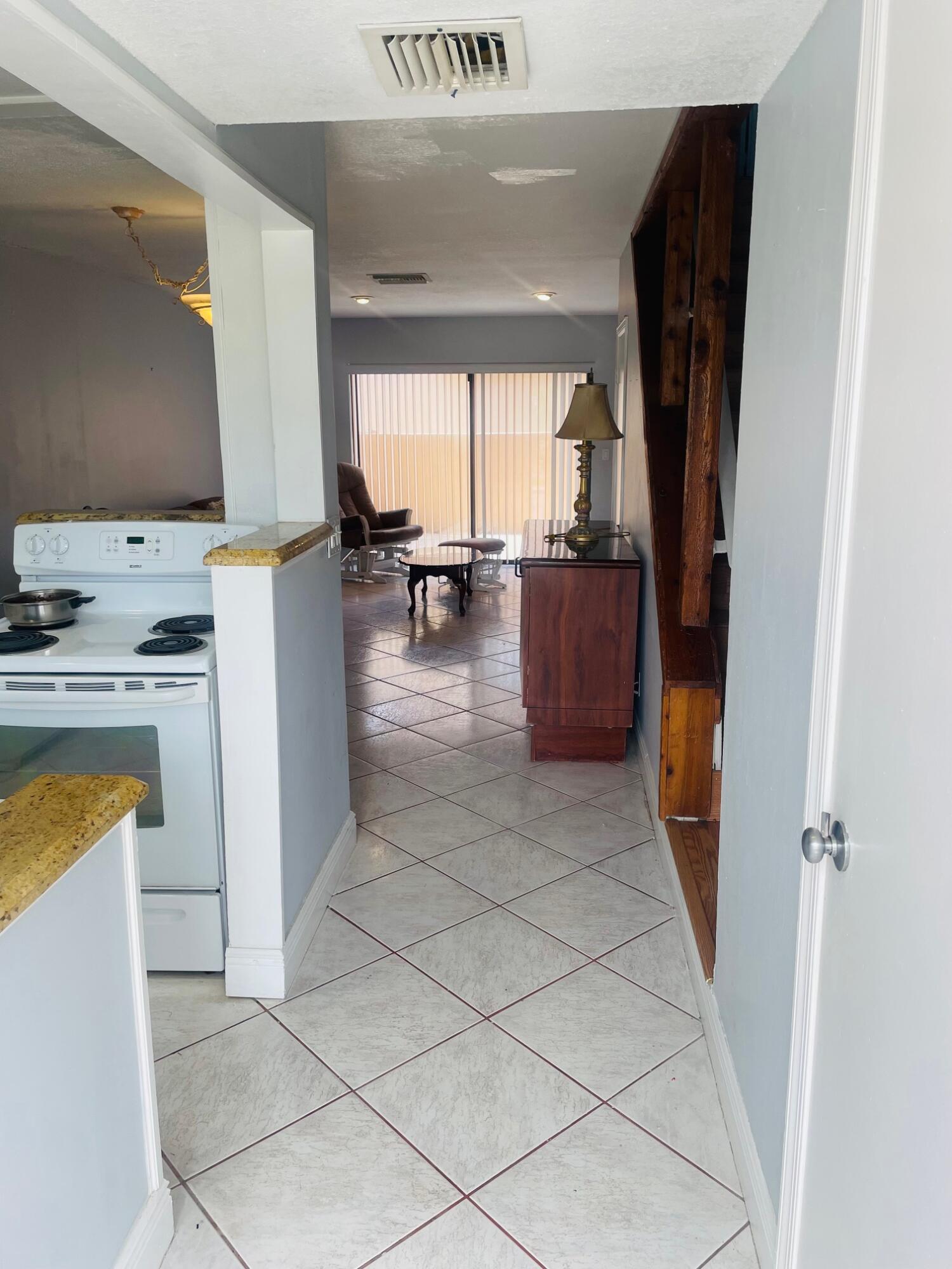 139 Sparrow Drive 2c